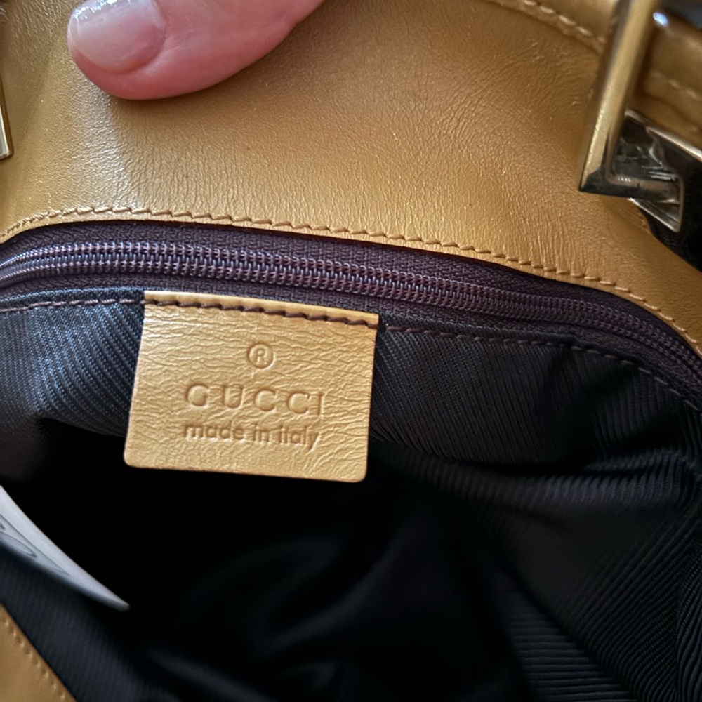 Gucci purse